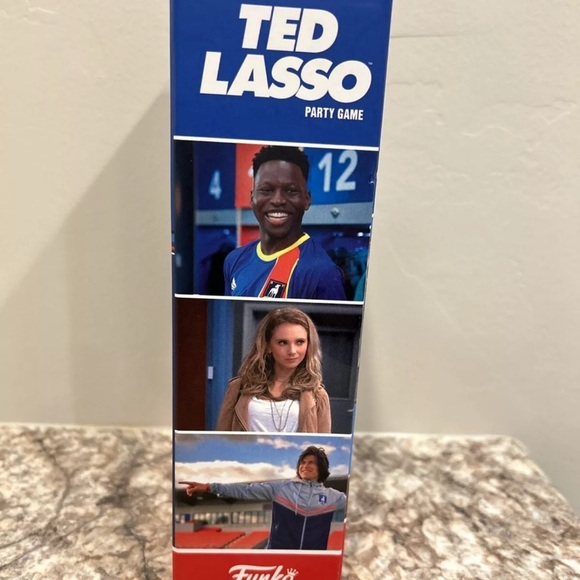 Ted Lasso Party Game I Believe In Believe Friends Family Game Night New/Sealed - Picture 4 of 6